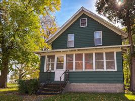 featured image of 340 Parker Ave E #1