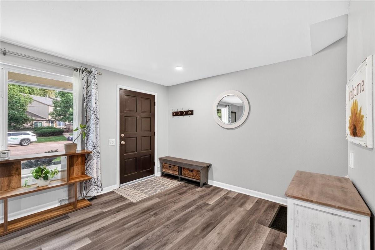 7725 W Glasgow Pl #1 - Photo 5 of 40