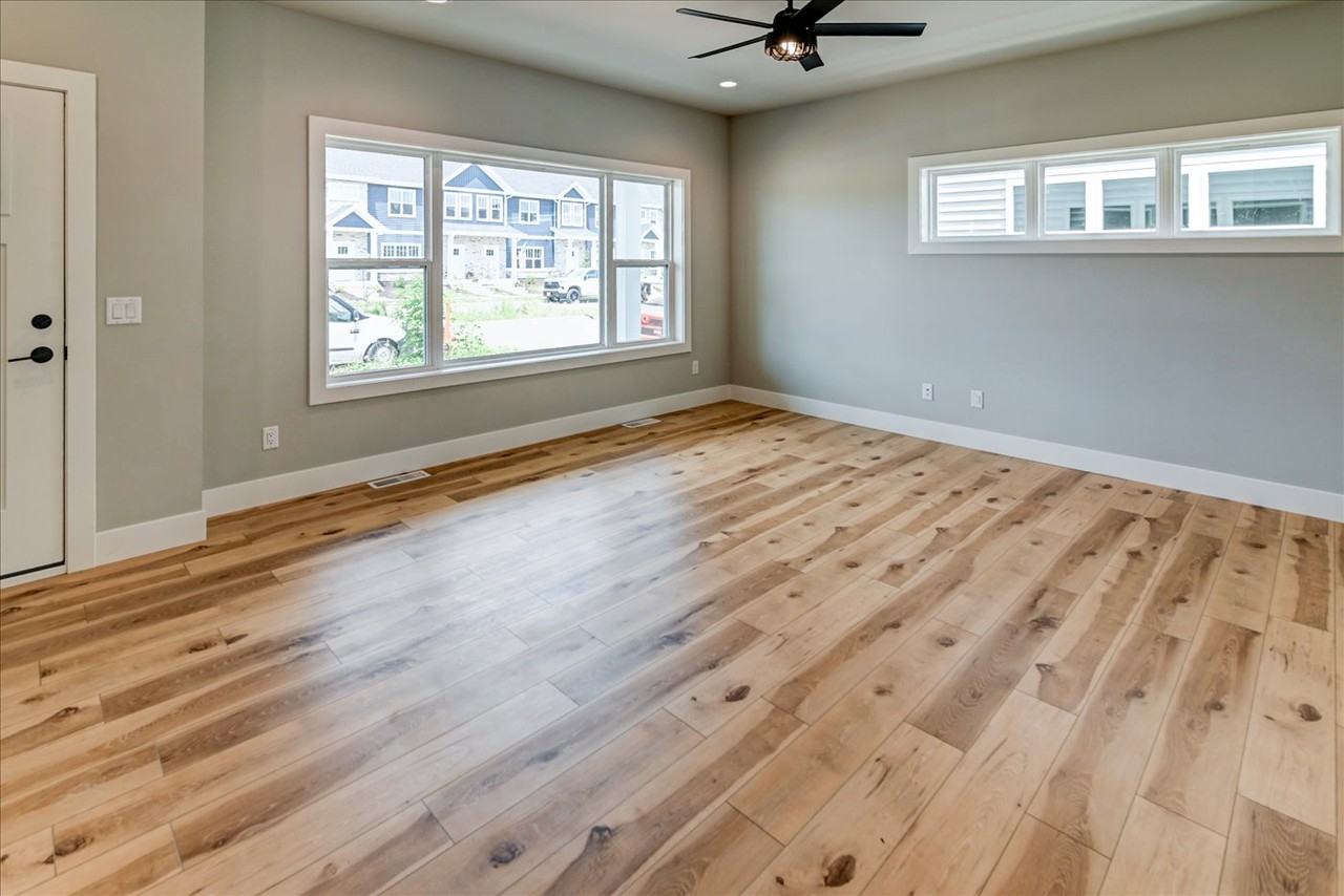 4863 Lacy Rd #1 - Photo 3 of 50