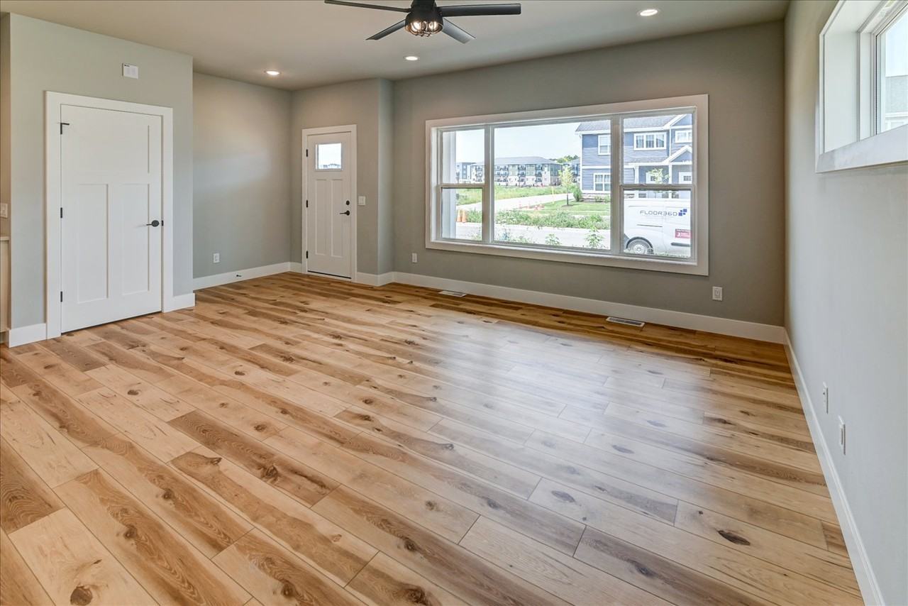 4863 Lacy Rd #1 - Photo 4 of 50