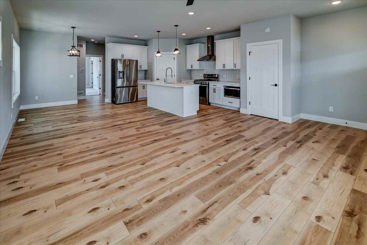 4863 Lacy Rd #1 - Photo 5 of 50