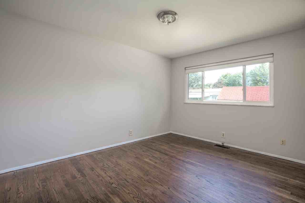 2485 Wedgwood Dr W #1 - Photo 7 of 16