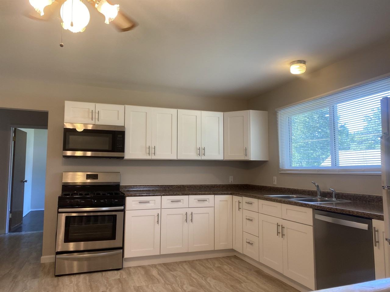 2485 Wedgwood Dr W #1 - Photo 3 of 16