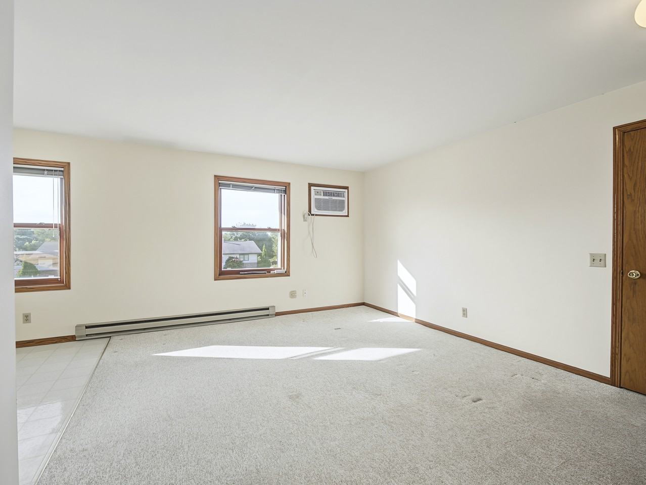 220 W Garfield St #3 - Photo 5 of 22