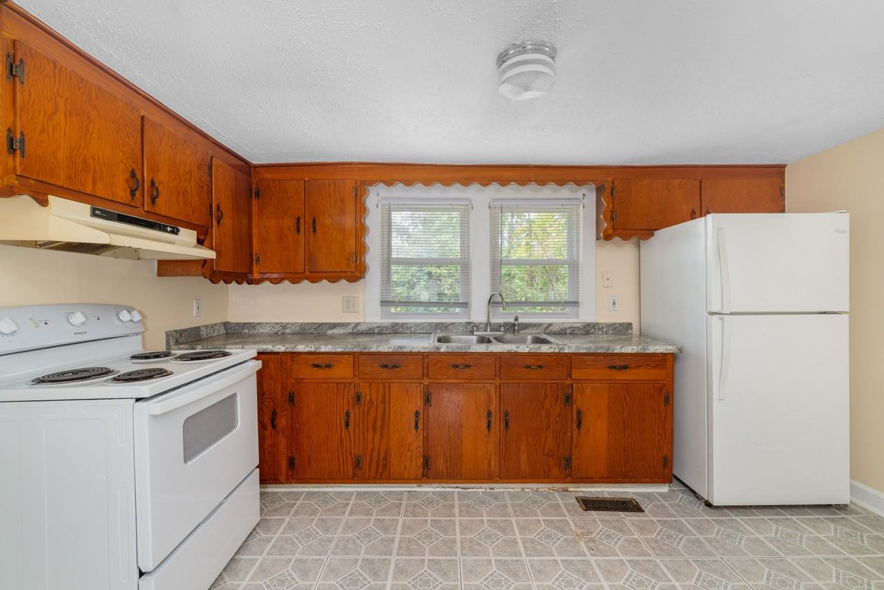 612 Orleans St #1 - Photo 4 of 12