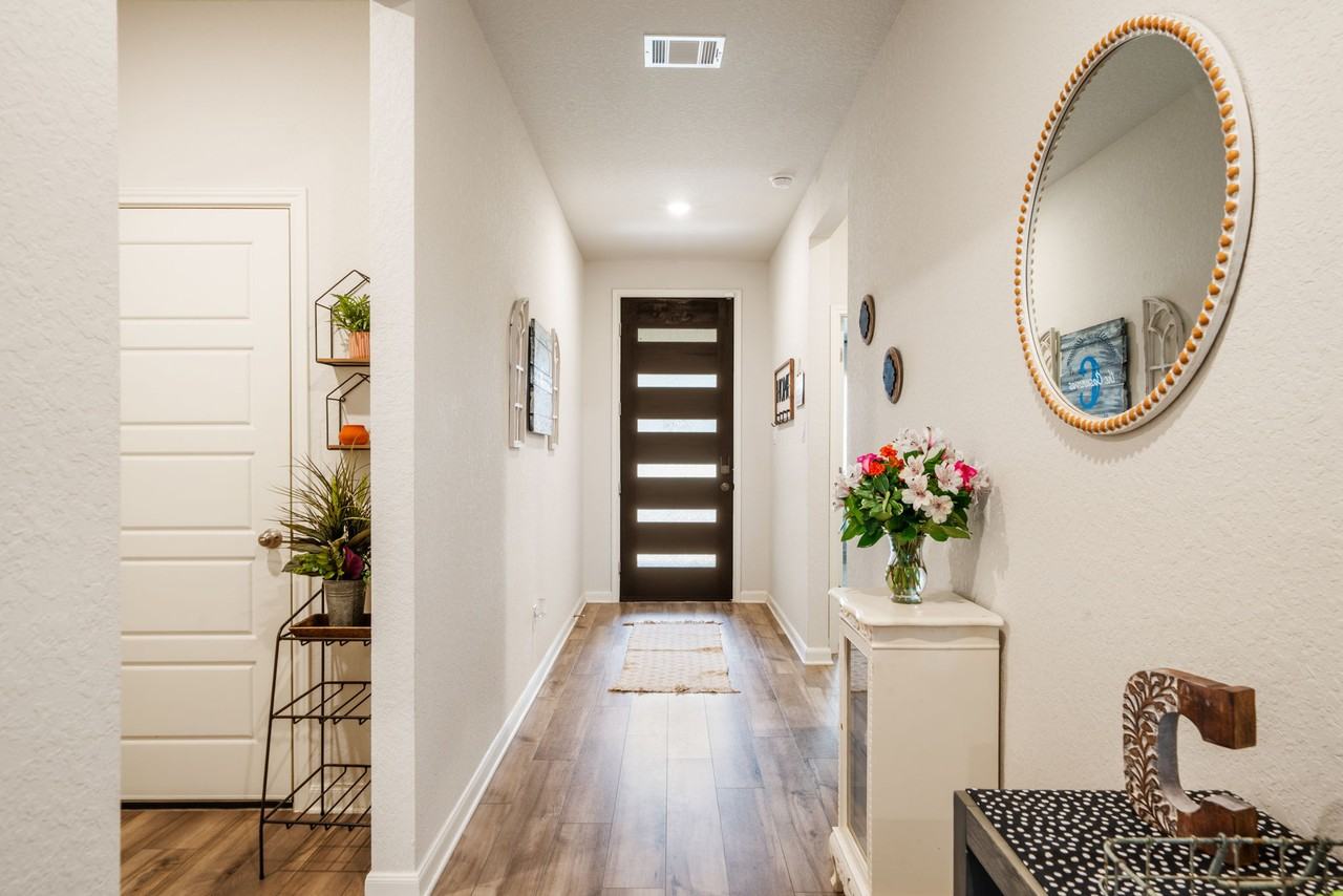 948 Black Horse Way #1 - Photo 5 of 35