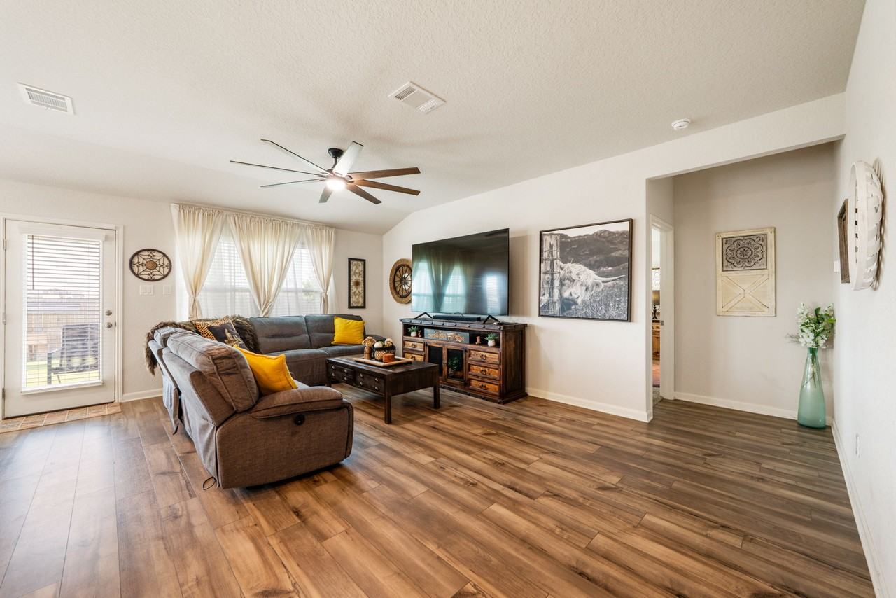 948 Black Horse Way #1 - Photo 6 of 35