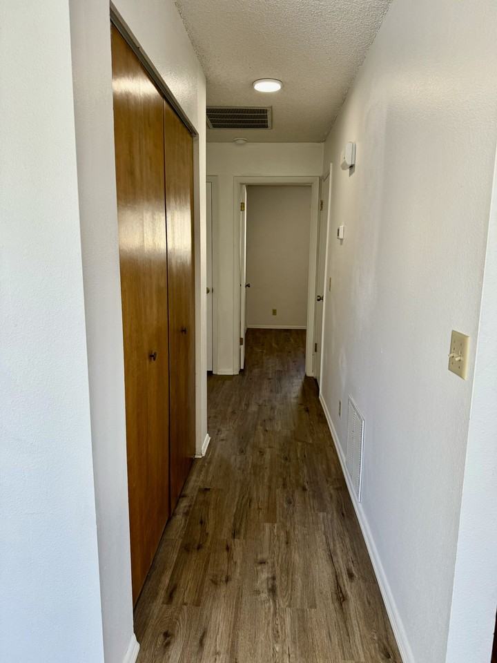 255 S 200 E #1 - Photo 5 of 17