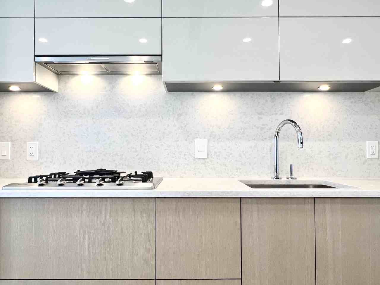 477 West King Edward Avenue - Photo 6 of 24