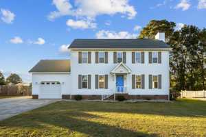 featured image of 107 Cambridge Dr #1