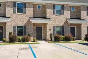 featured image of 3552 Texas Rd #K