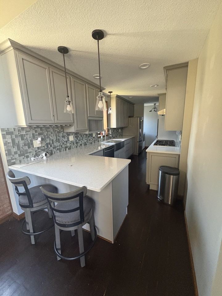 600 W Adams St #1 - Photo 3 of 20