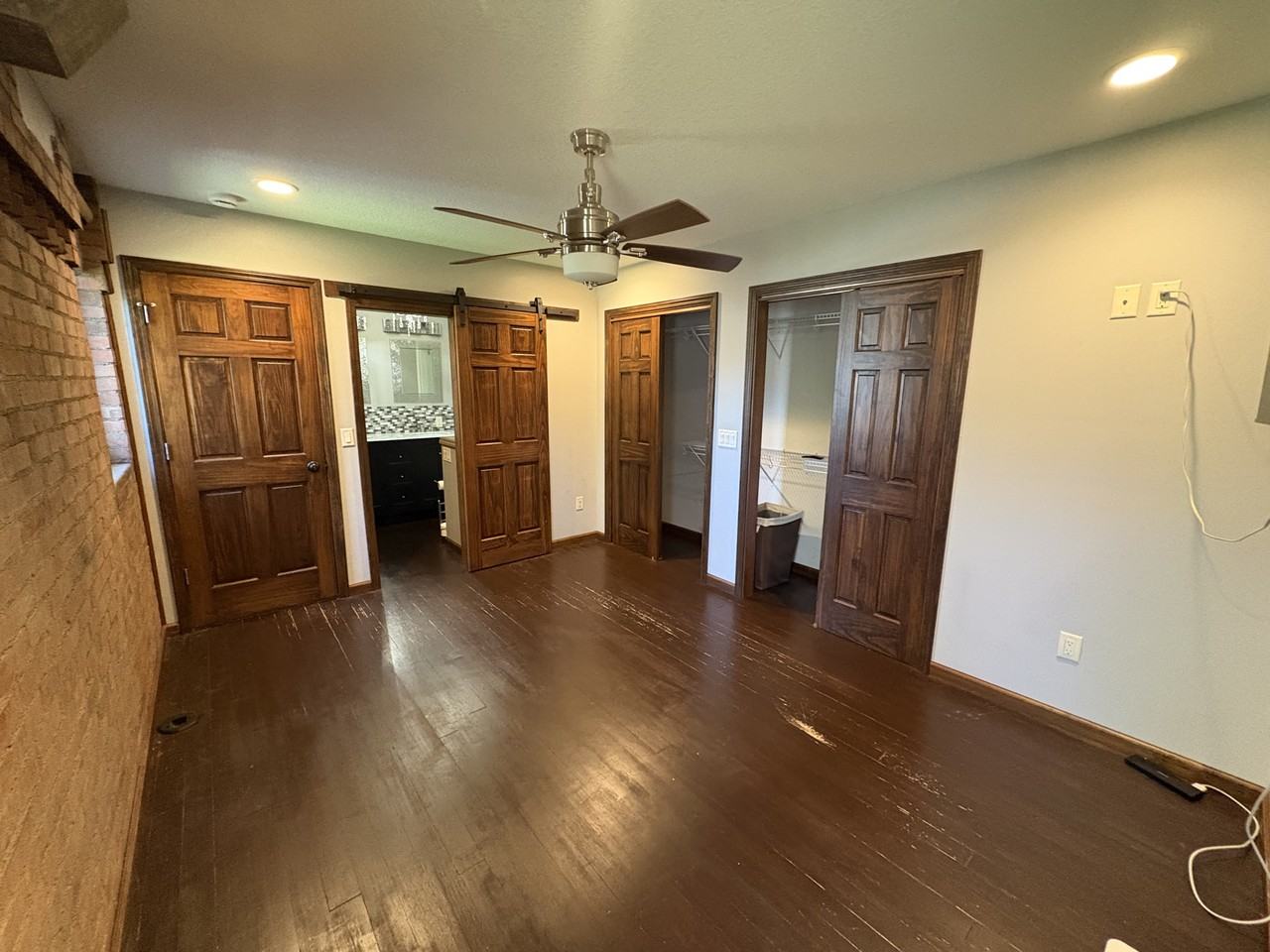 600 W Adams St #1 - Photo 5 of 20
