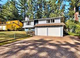 featured image of 3975 Se Castlewood Dr #1