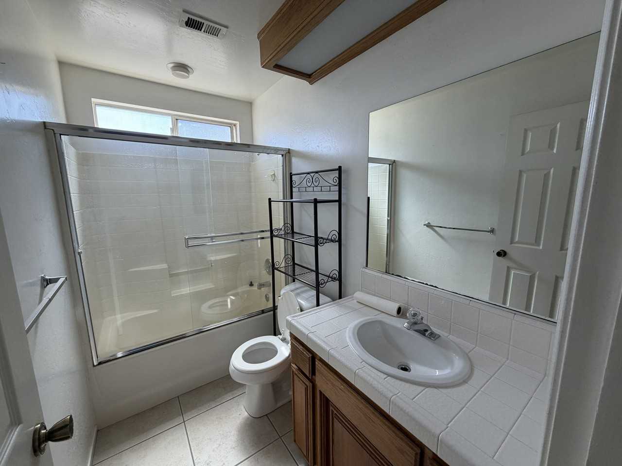 511 Snowridge Dr #1 - Photo 7 of 14