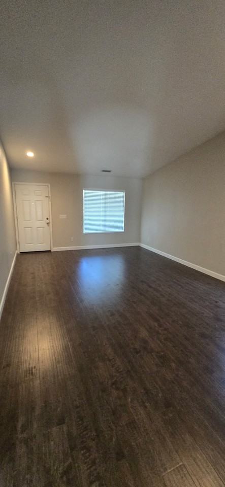 574 Lawrence Ct #1 - Photo 3 of 20