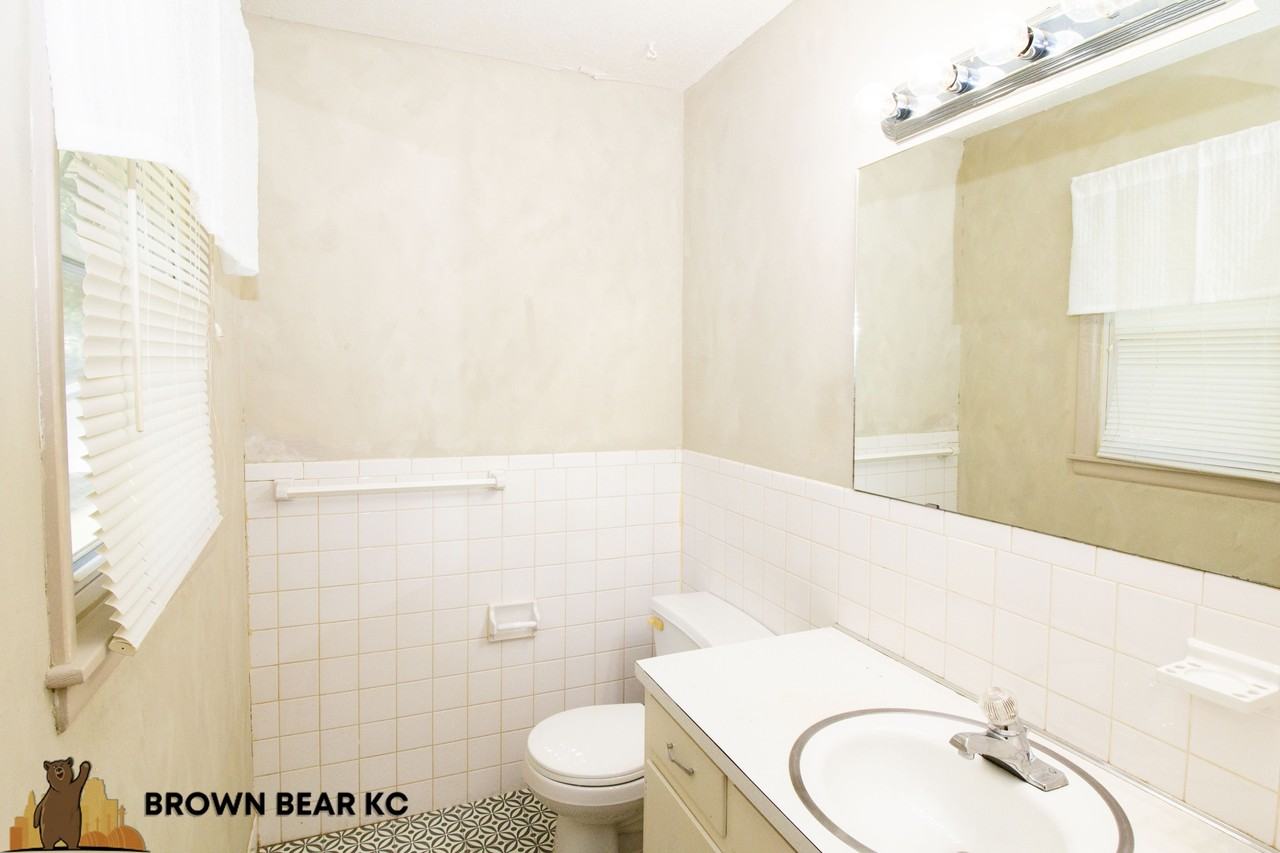 8651 E 108th Ter #1 - Photo 7 of 16