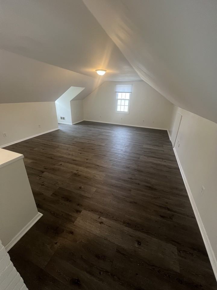 4430 Morgan Ave N #1 - Photo 6 of 12