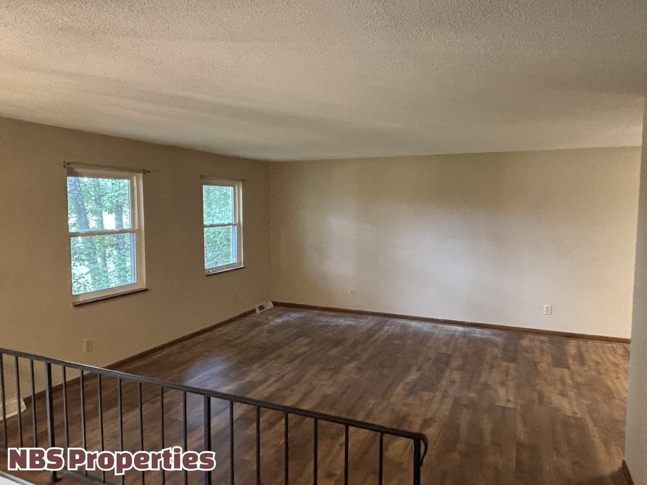 3395 Watkins Rd #1 - Photo 4 of 38