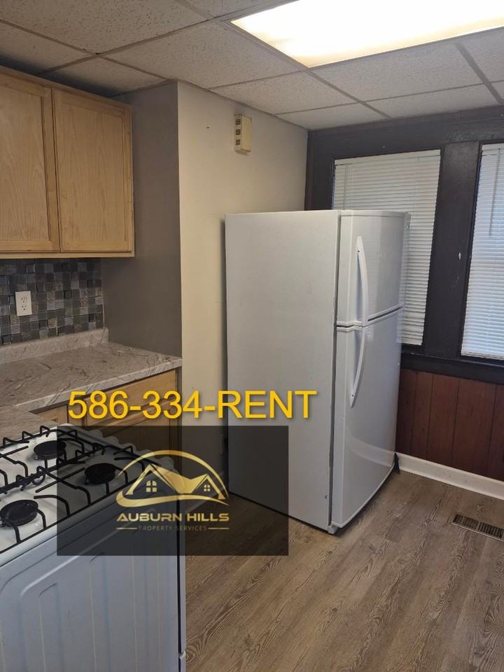 190 Augusta Avenue - 1Unit 1 #1 - Photo 2 of 13
