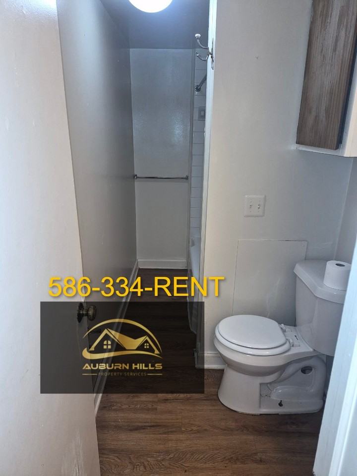 190 Augusta Avenue - 1Unit 1 #1 - Photo 7 of 13