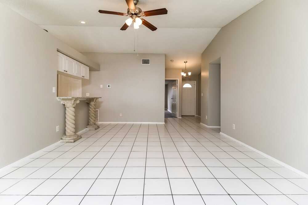 1468 Ryan Ln - Photo 6 of 16