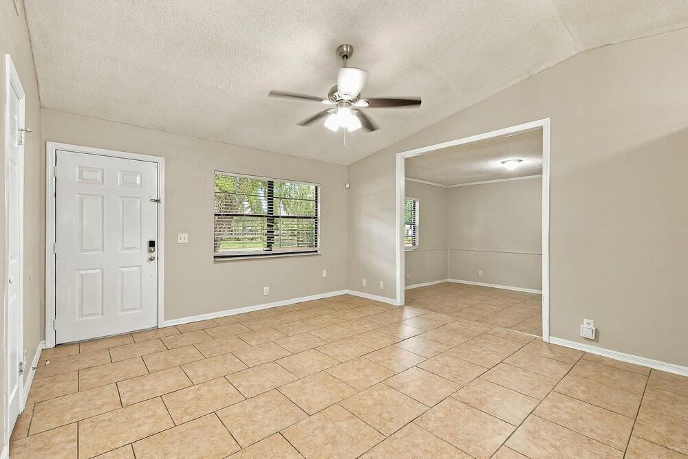 2822 Colfax St - Photo 5 of 16