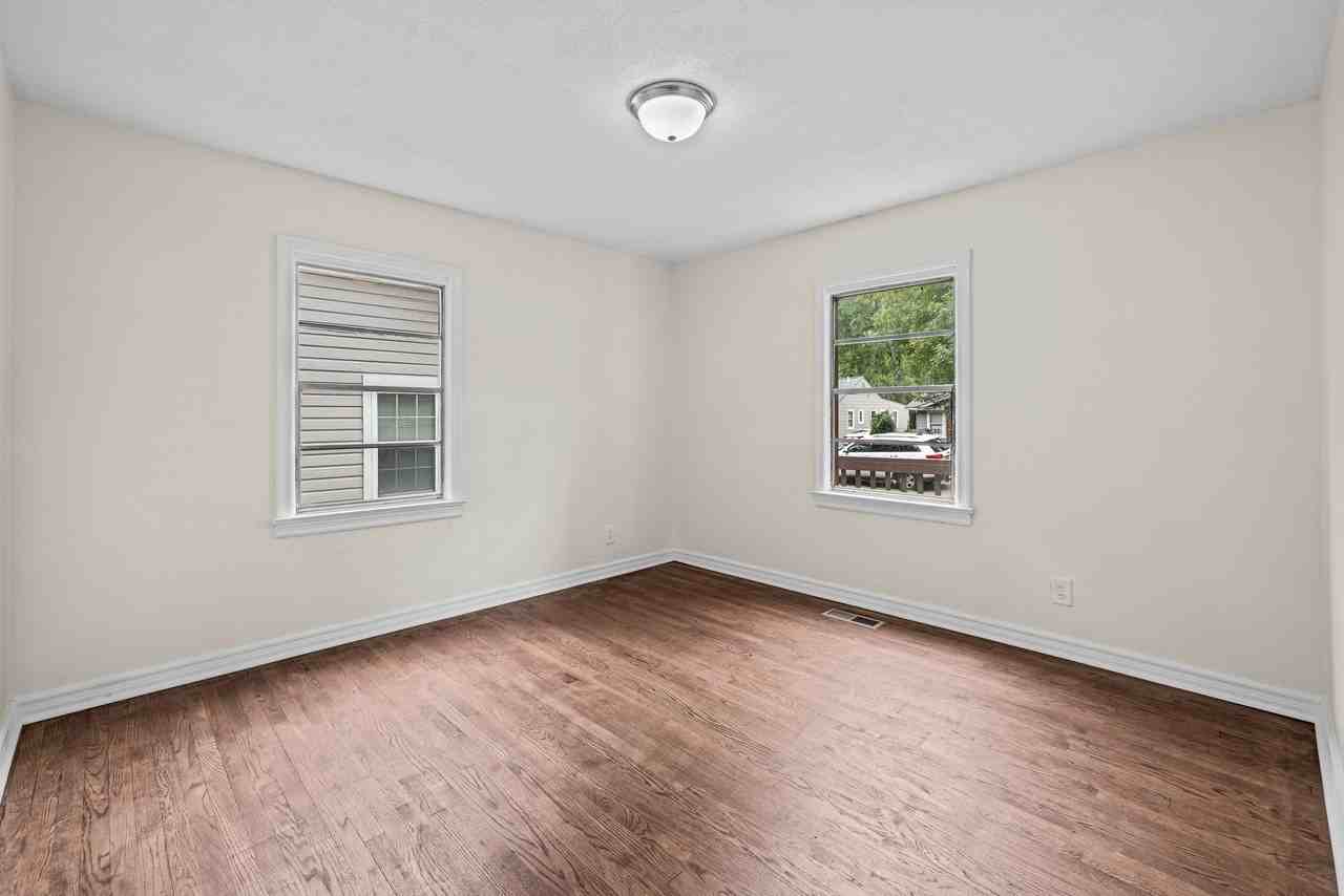 7027 1st Ave S #1 - Photo 7 of 17