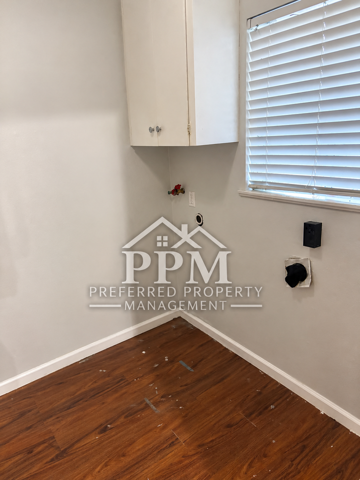 1516 Reen Dr #1 - Photo 7 of 12