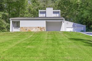 featured image of 1974 N Landing Way