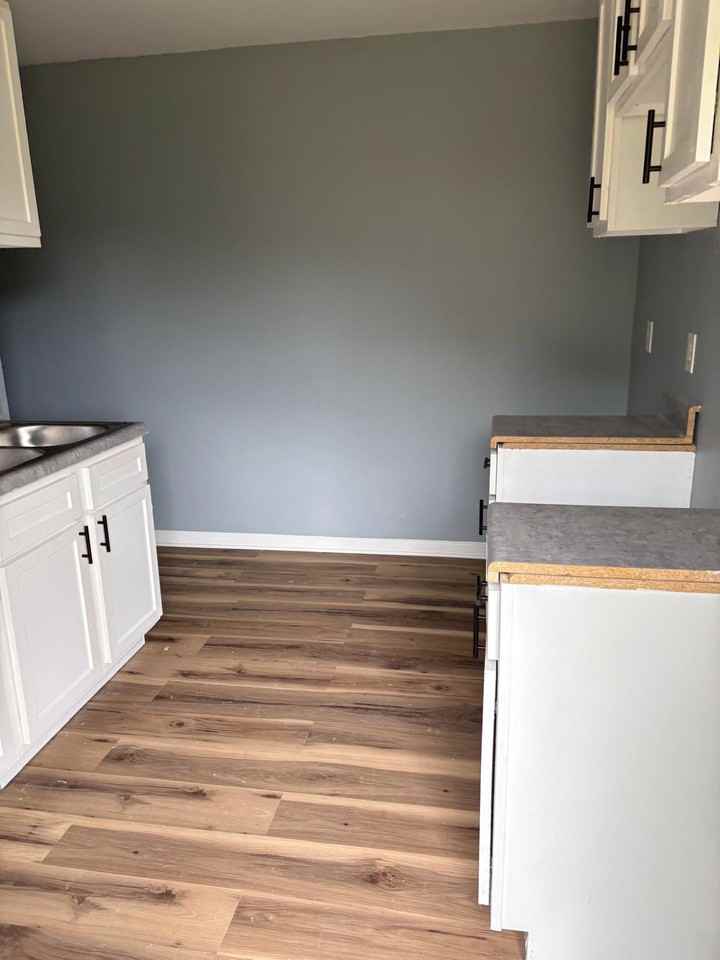 1193 Coker St #2 - Photo 6 of 9