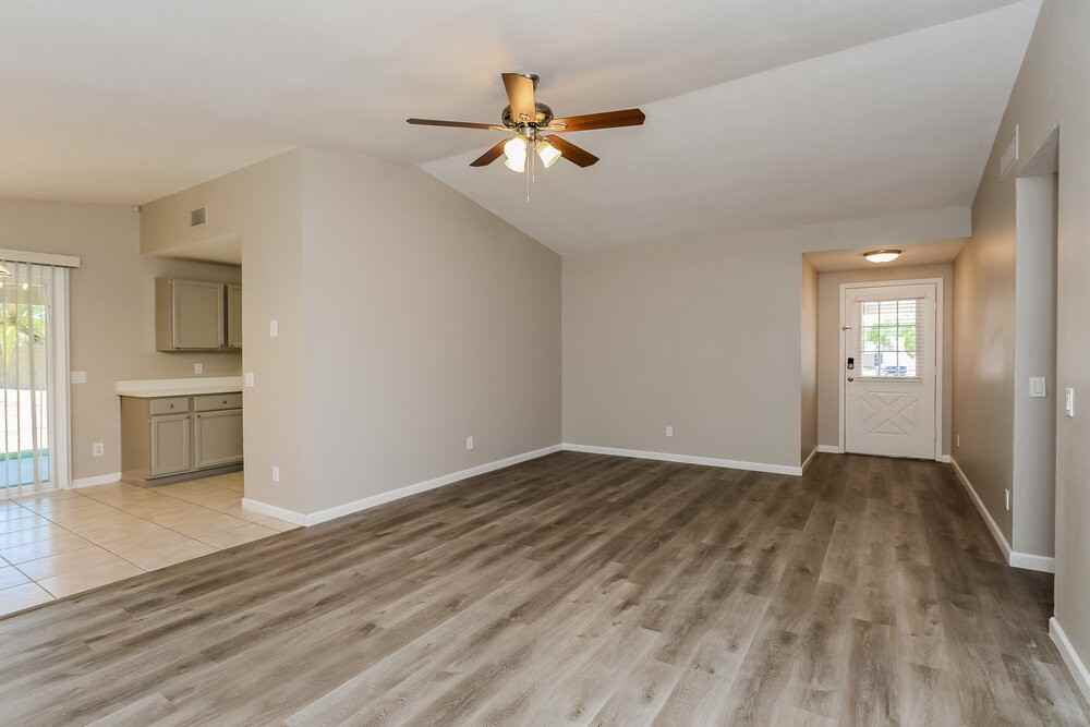 703 S 75th St - Photo 5 of 16