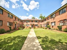 Park Avenue Apts - Photo 1 of 1