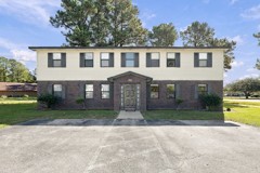 100 Ravenwood Dr #B - Photo 1 of 1