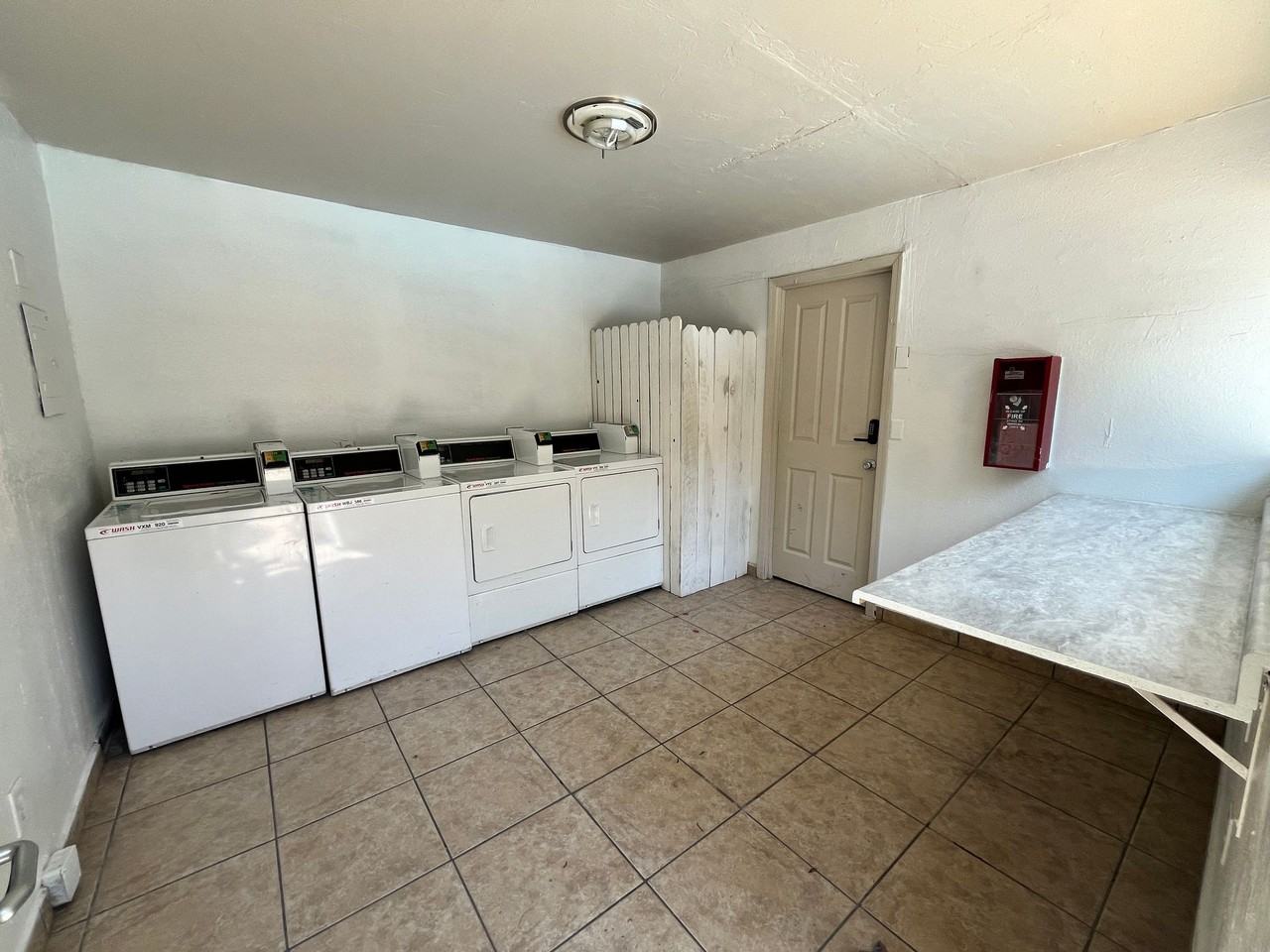 Campbell Plaza Garden Apartments - Photo 2 of 28