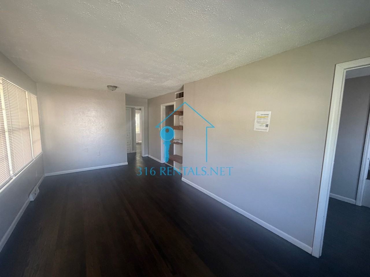 957 N Old Manor Rd - Photo 5 of 11
