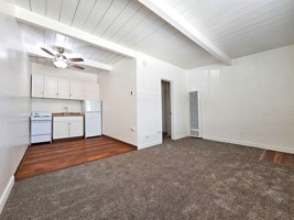 featured image of 4135 Ingraham St