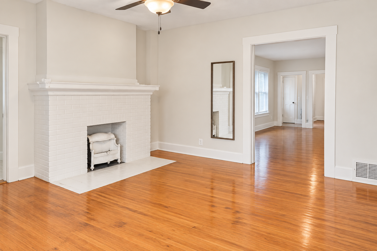 4040 Ruckle St - Photo 3 of 11