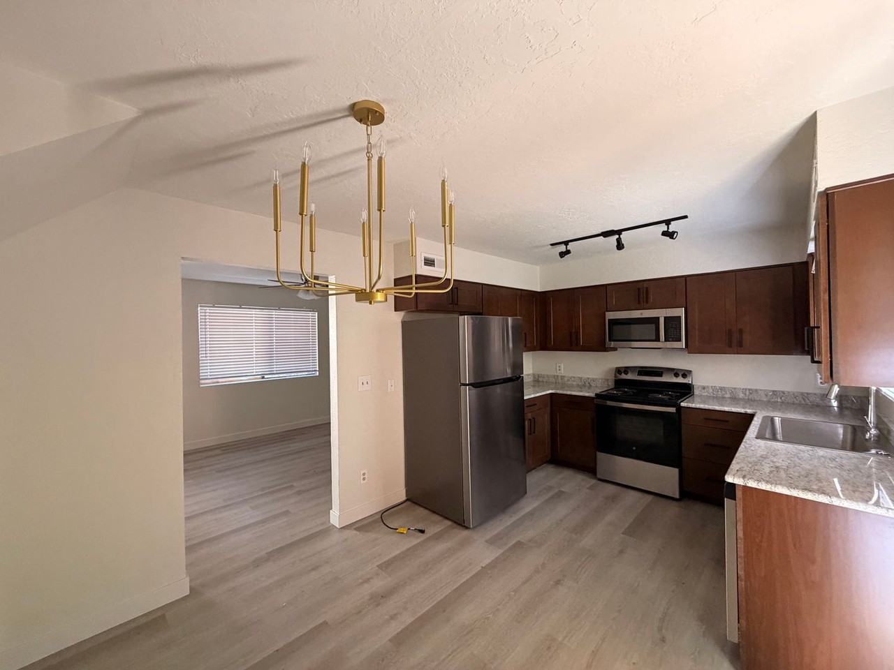 1150 W 360 N #7 - Photo 6 of 18