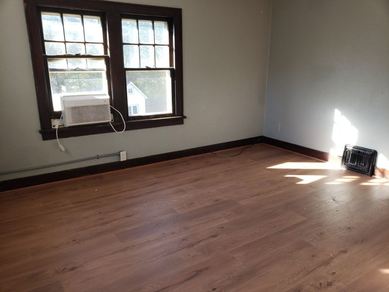 2026 Bellevue Ave - Photo 6 of 14