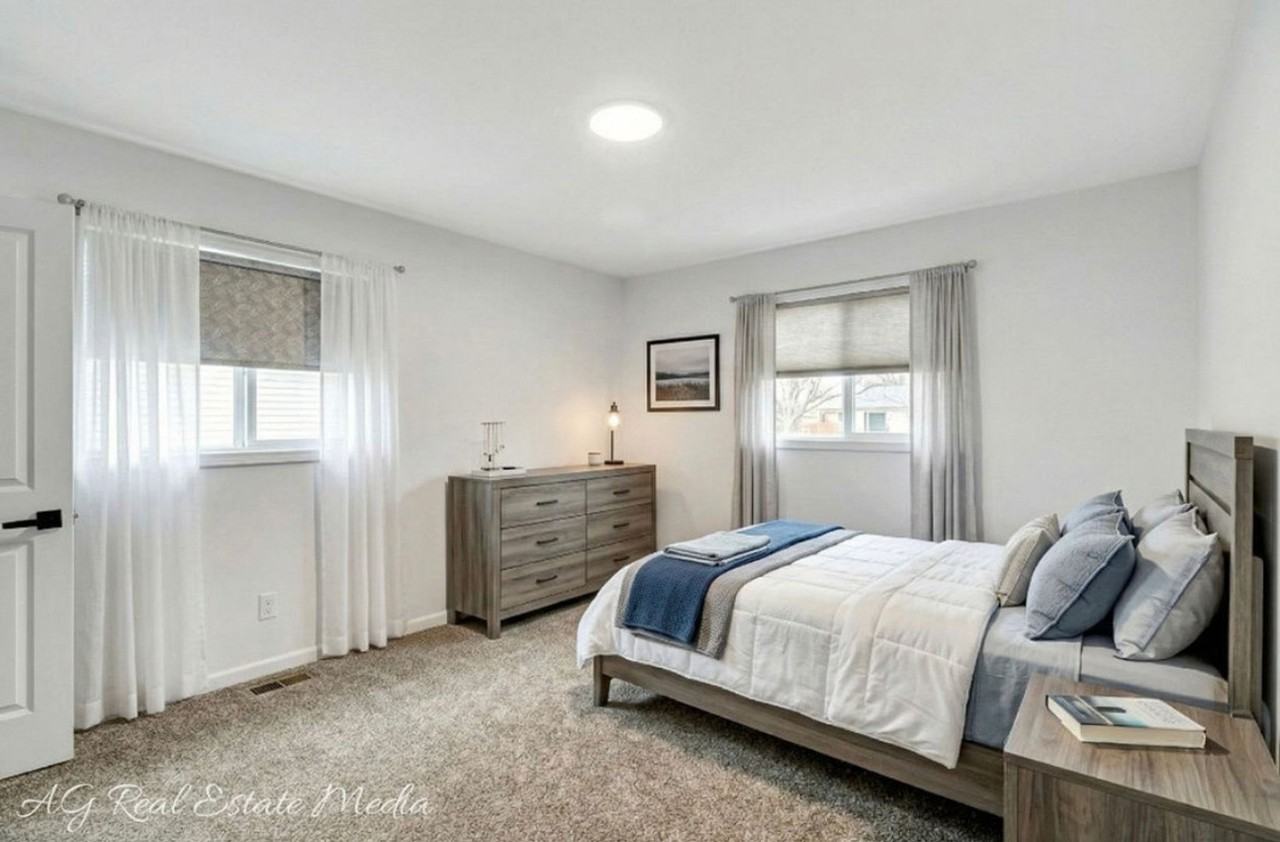 659 E Mitchell Ave - Photo 6 of 11