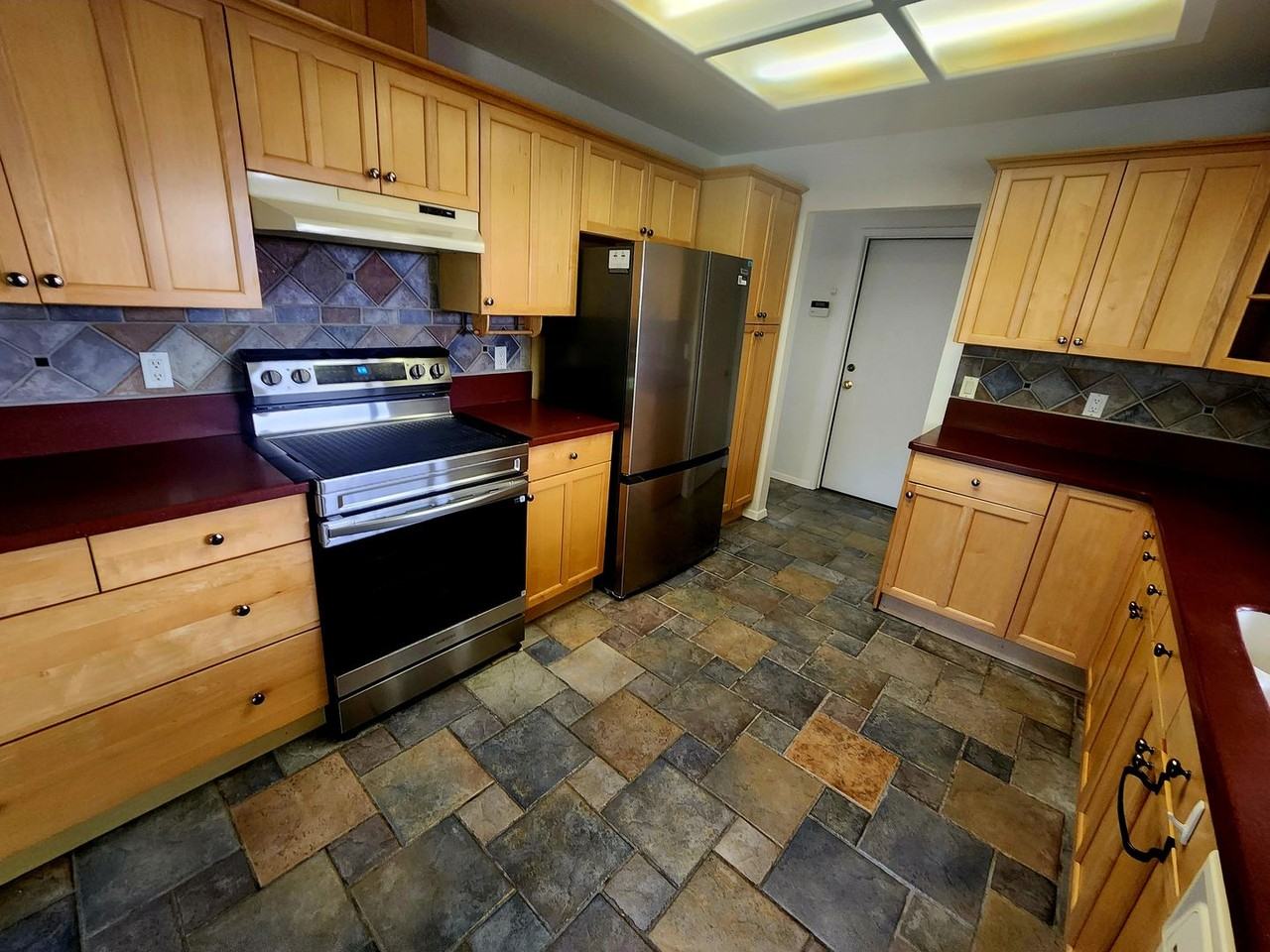 2913 Jade Cove Ct - Photo 7 of 30