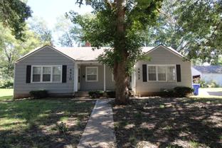 4412 S Parkway Dr - Photo 1 of 1