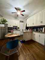 featured image of 826 N Winchester Ave