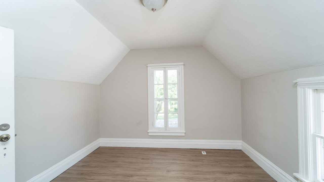 1322 Walnut St - Photo 6 of 22