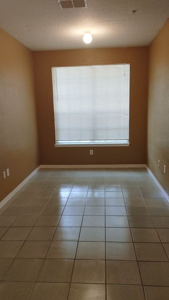 873 Grand Regency Pointe - Photo 7 of 18