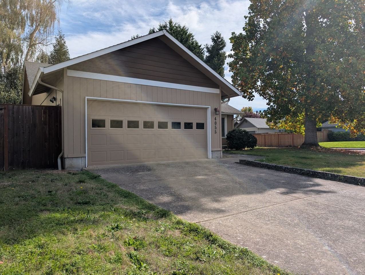 4055 Berrywood Dr - Photo 3 of 24