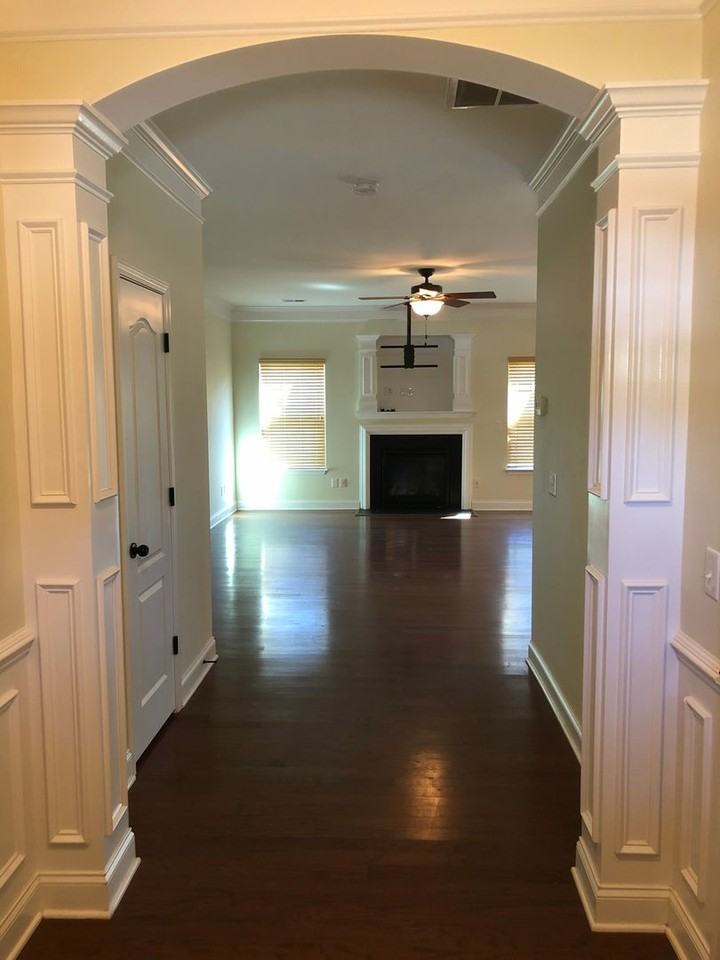 137 Arnold Mill Rd - Photo 2 of 21