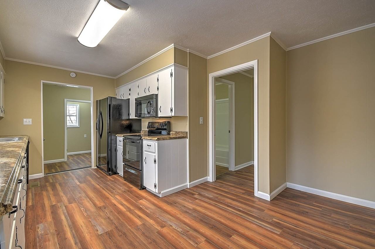 110 Ridgeview Dr - Photo 3 of 17