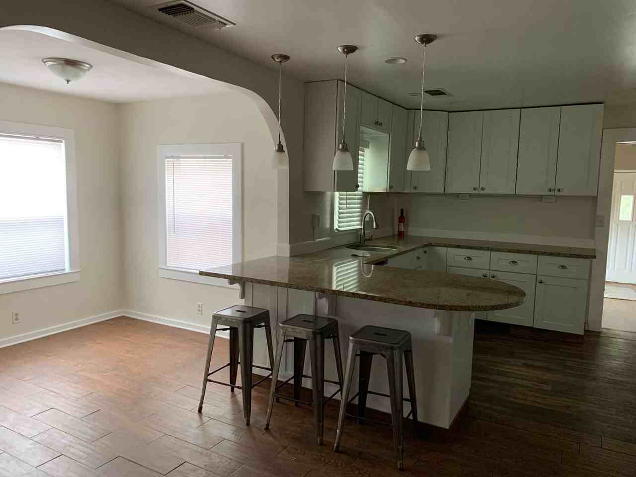 19609 E South Ave - Photo 4 of 17